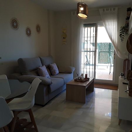 פואנגירולה Whydhand Resorts Apartments ,Pools And Lovely Terrace מראה חיצוני תמונה