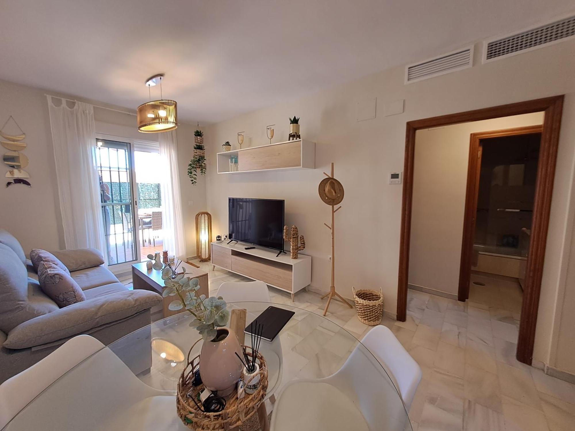 פואנגירולה Whydhand Resorts Apartments ,Pools And Lovely Terrace מראה חיצוני תמונה
