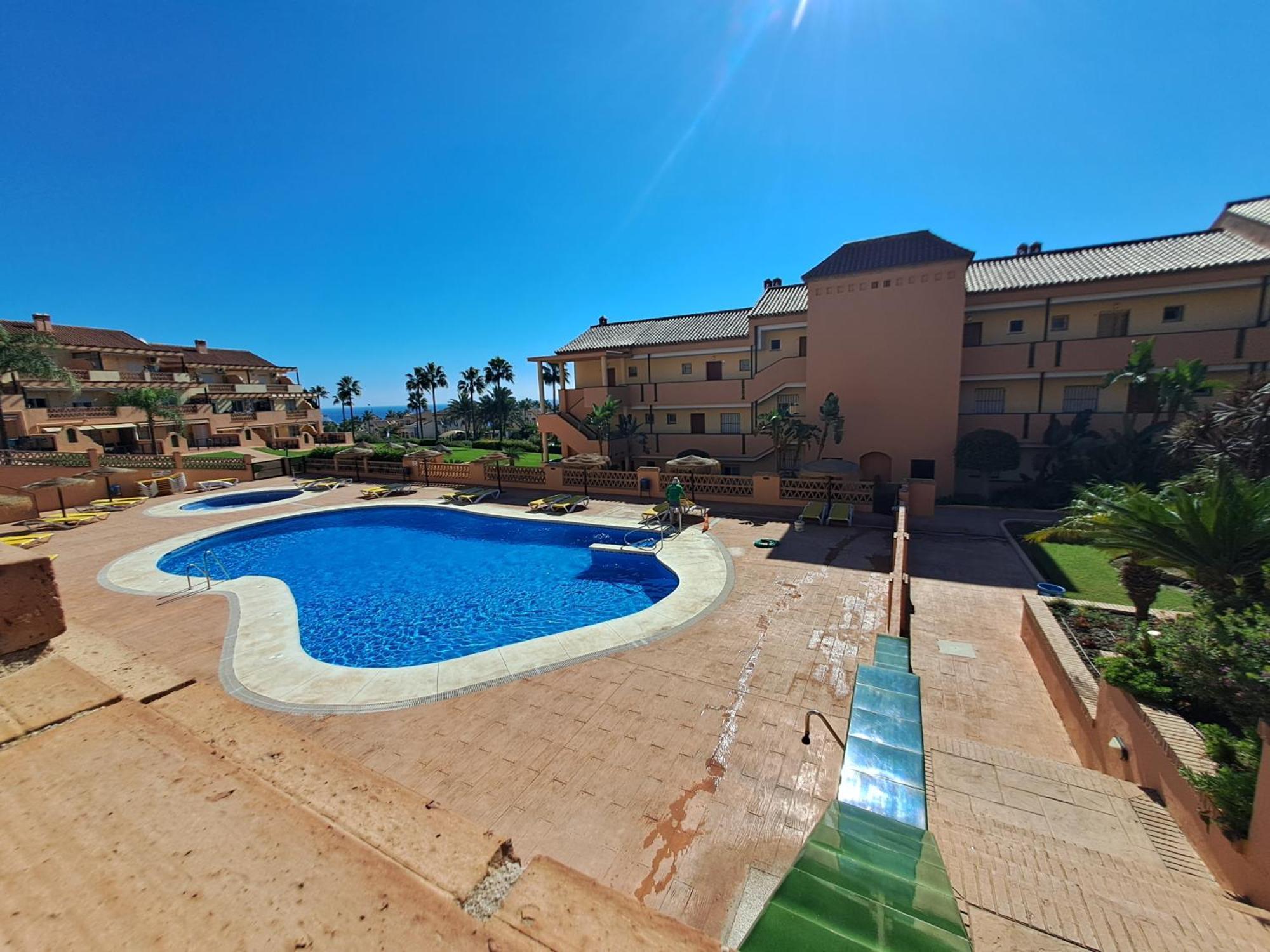 פואנגירולה Whydhand Resorts Apartments ,Pools And Lovely Terrace מראה חיצוני תמונה