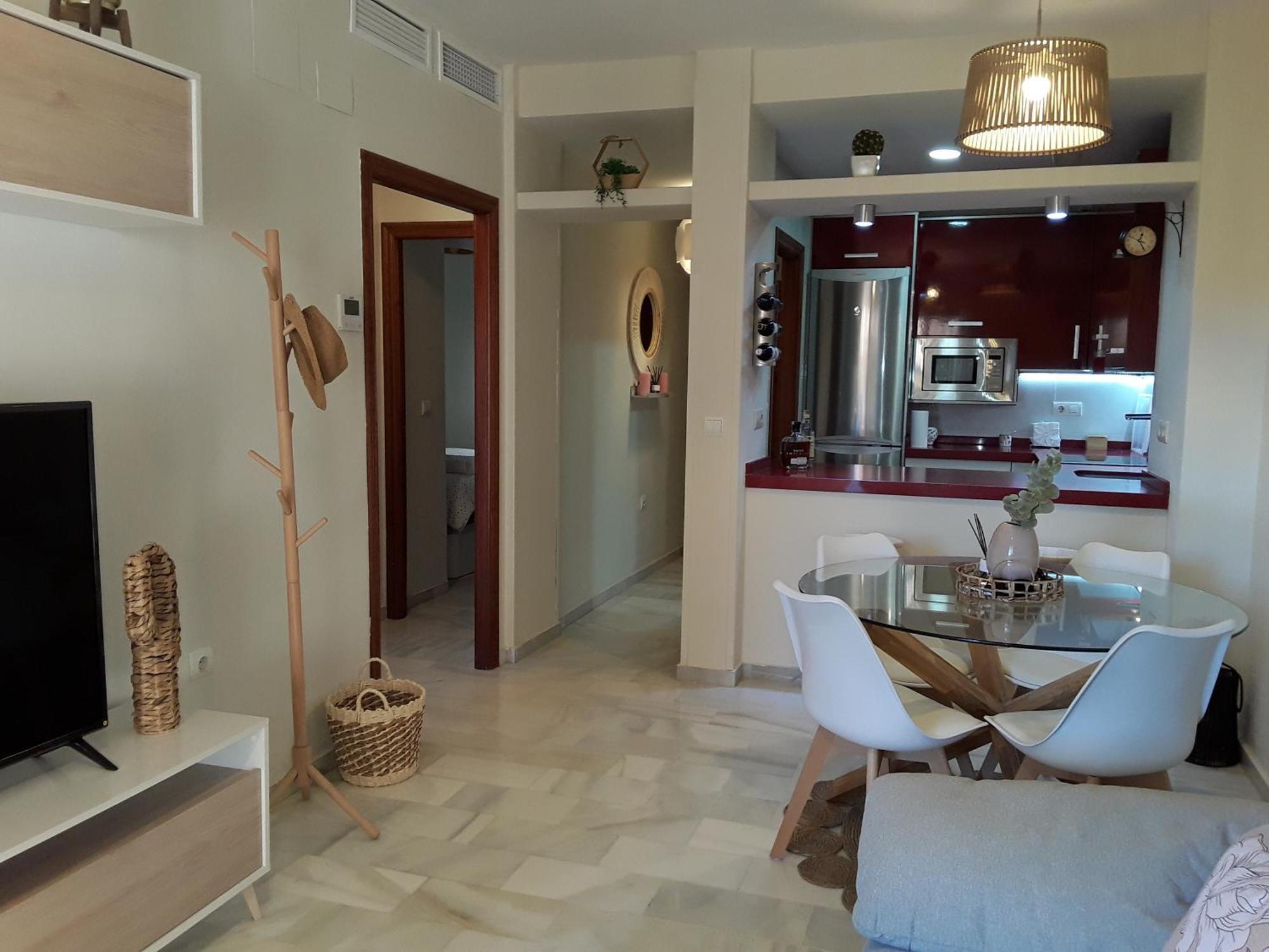 פואנגירולה Whydhand Resorts Apartments ,Pools And Lovely Terrace מראה חיצוני תמונה