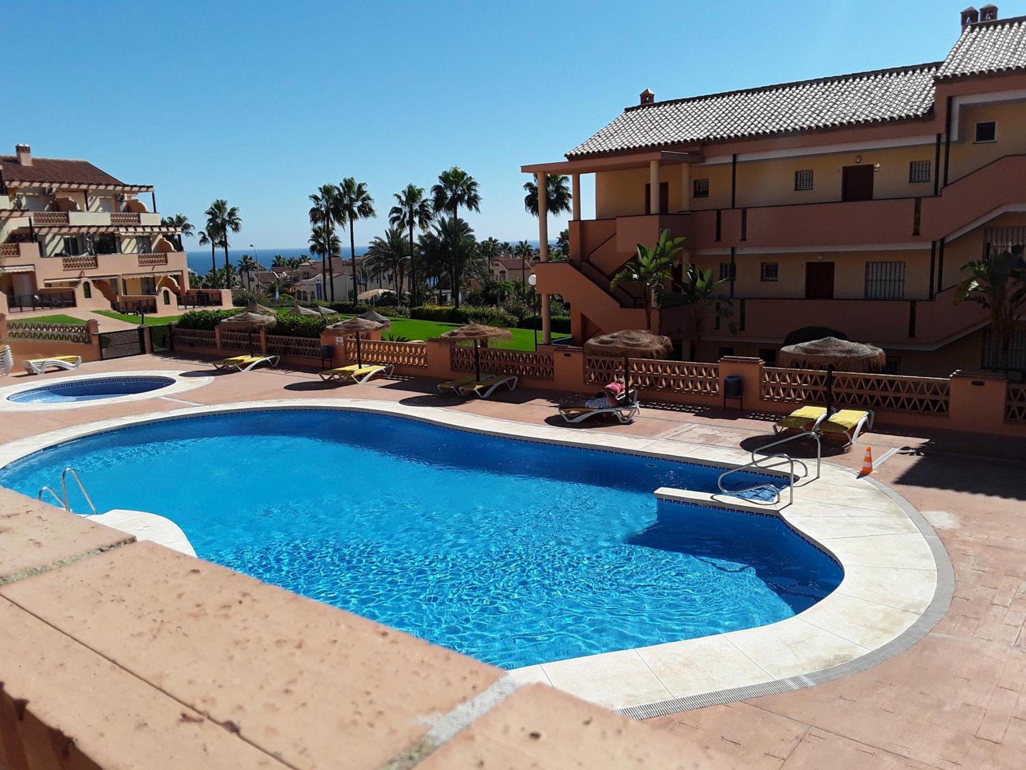 פואנגירולה Whydhand Resorts Apartments ,Pools And Lovely Terrace מראה חיצוני תמונה